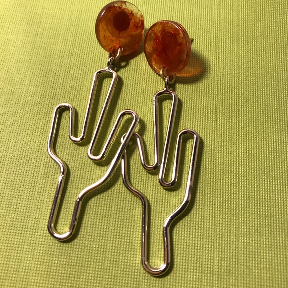 Silver Cactus 🌵 Earrings - Picture 2 of 4